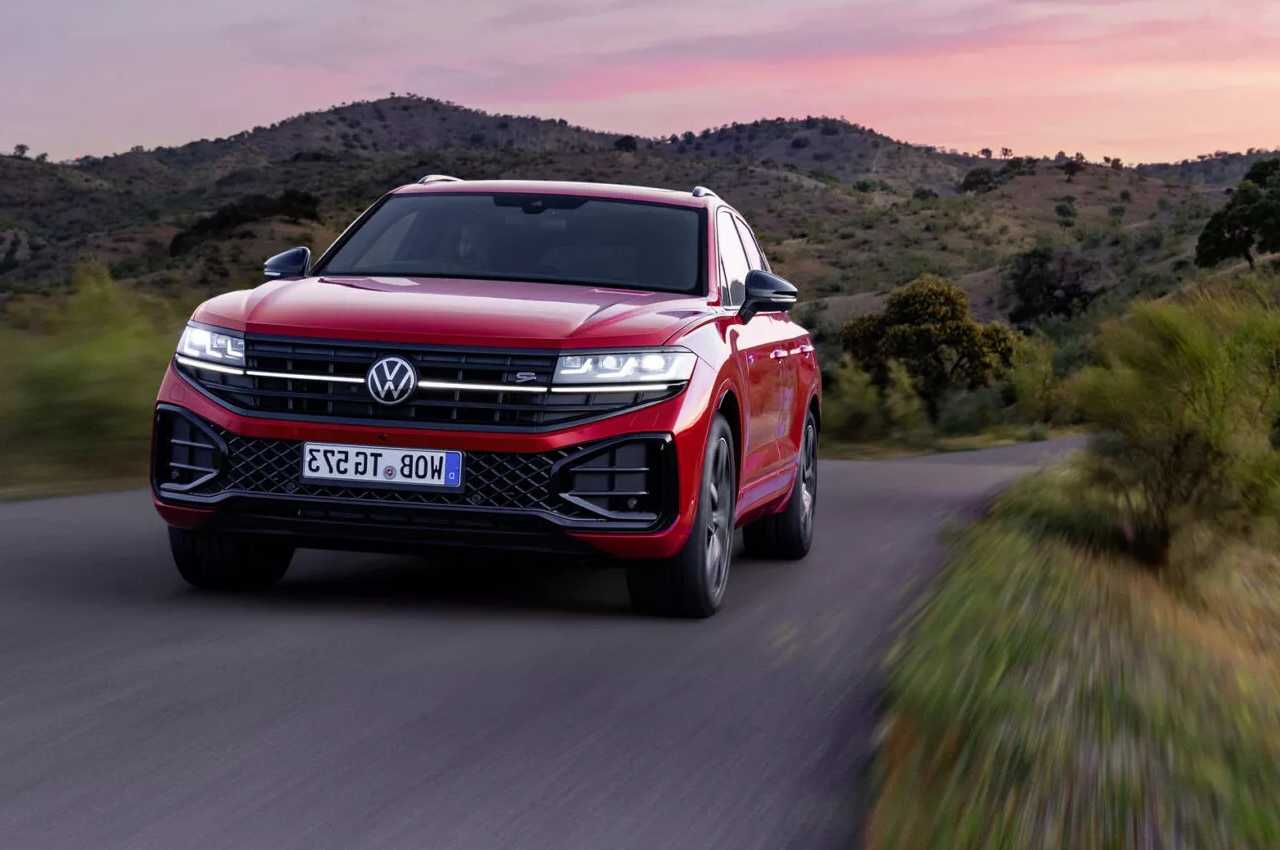 Volkswagen Touareg третього покоління оновився та подорожчав