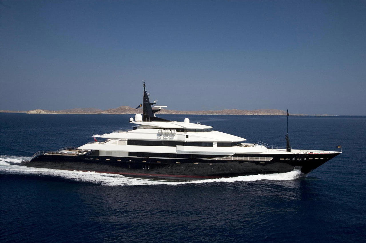 Санкционная яхта Alfa Nero российского миллиардера продана на аукционе за $67,6 млн