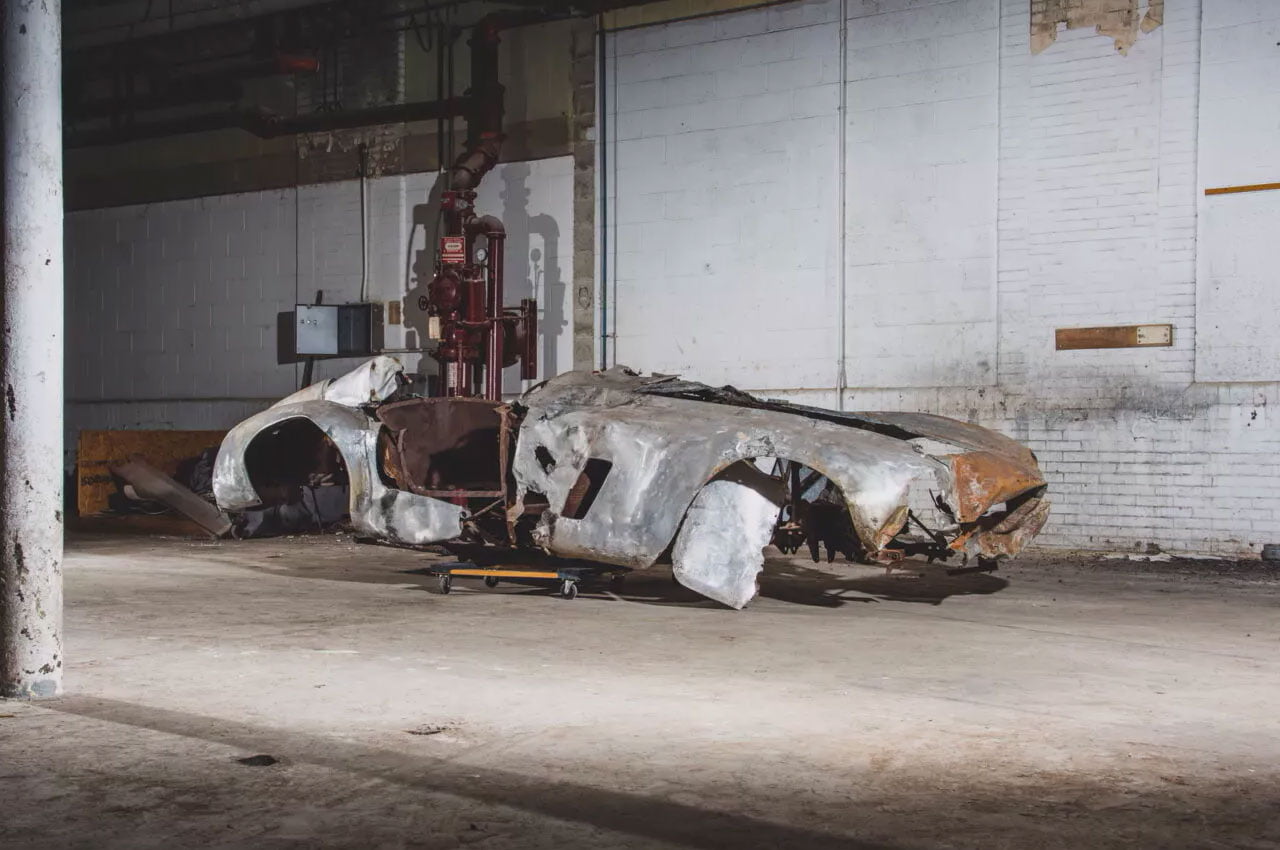 Сгоревший Ferrari 500 Mondial Spider 1954 года могут продать дороже $2 млн