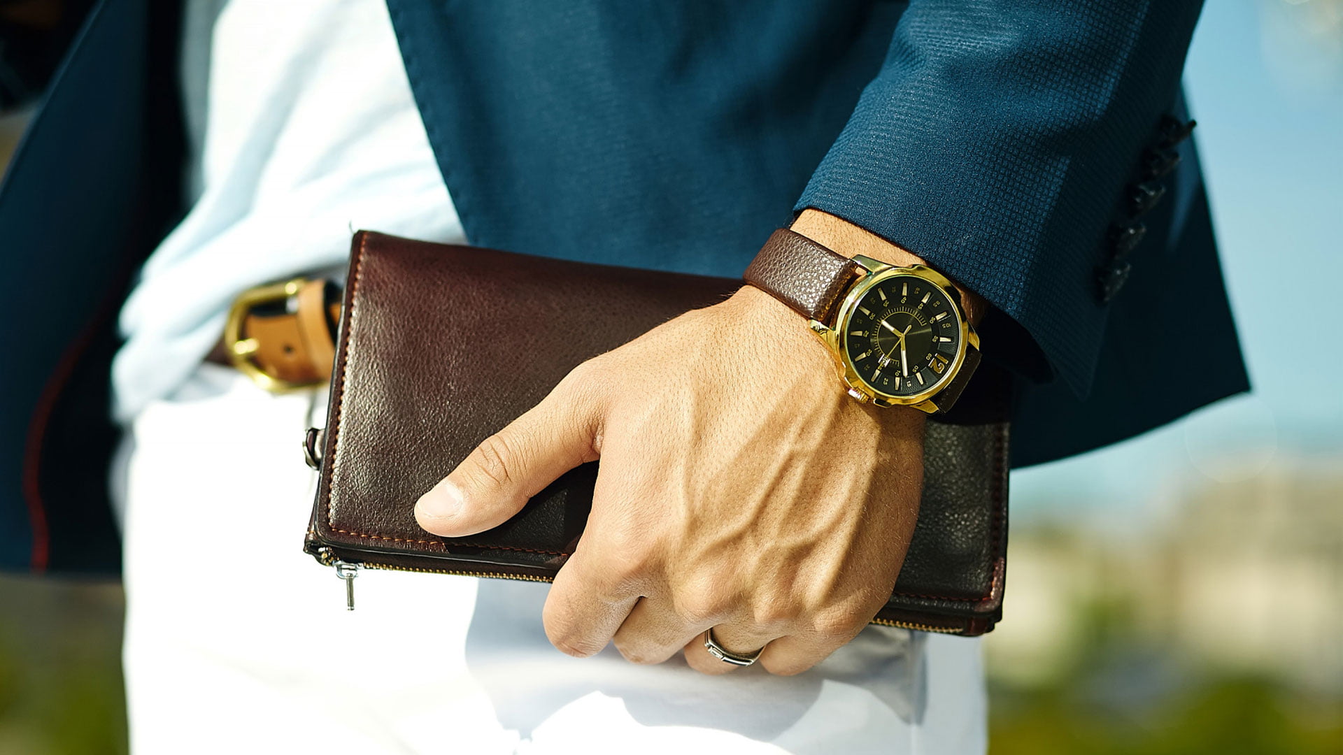 Как проверить швейцарские часы на подлинность, чтобы не купить подделку?