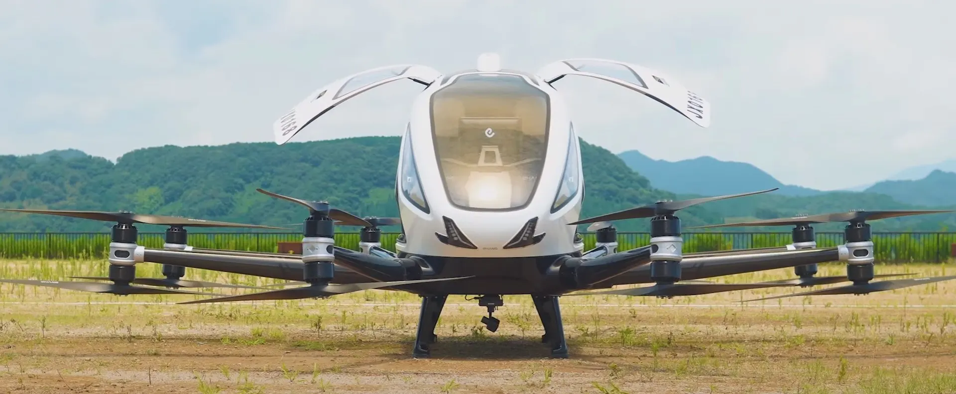 В Китае сертифицировали первое автономное аэротакси в мире — EH216-S