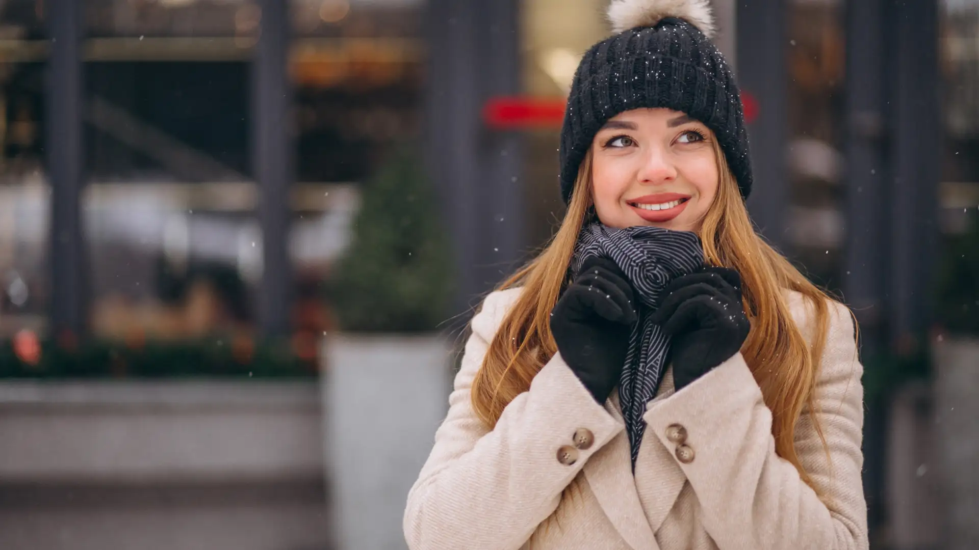 Модні жіночі тренди зими 2023 / 2024. Як одягатися стильно і тепло