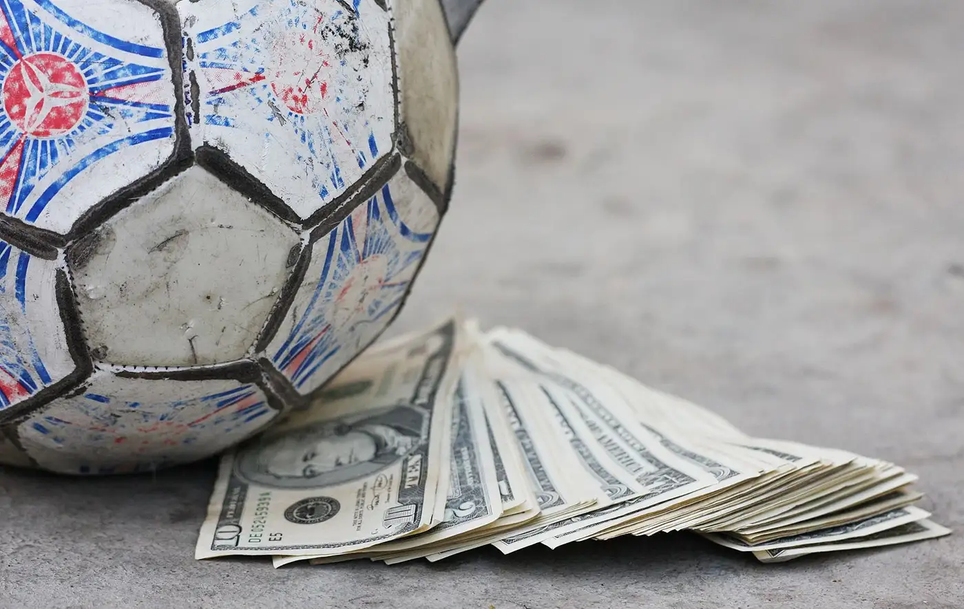 Мадридский «Реал» обошел «Манчестер Сити» и возглавил рейтинг Deloitte богатейших футбольных клубов