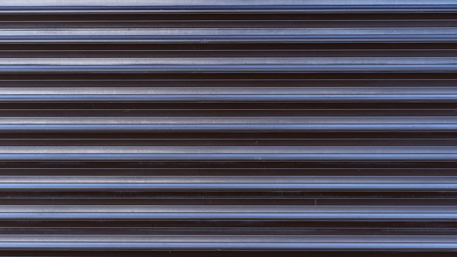 Защитные рулеты на окна: современное многофункциональное и эффективное решение