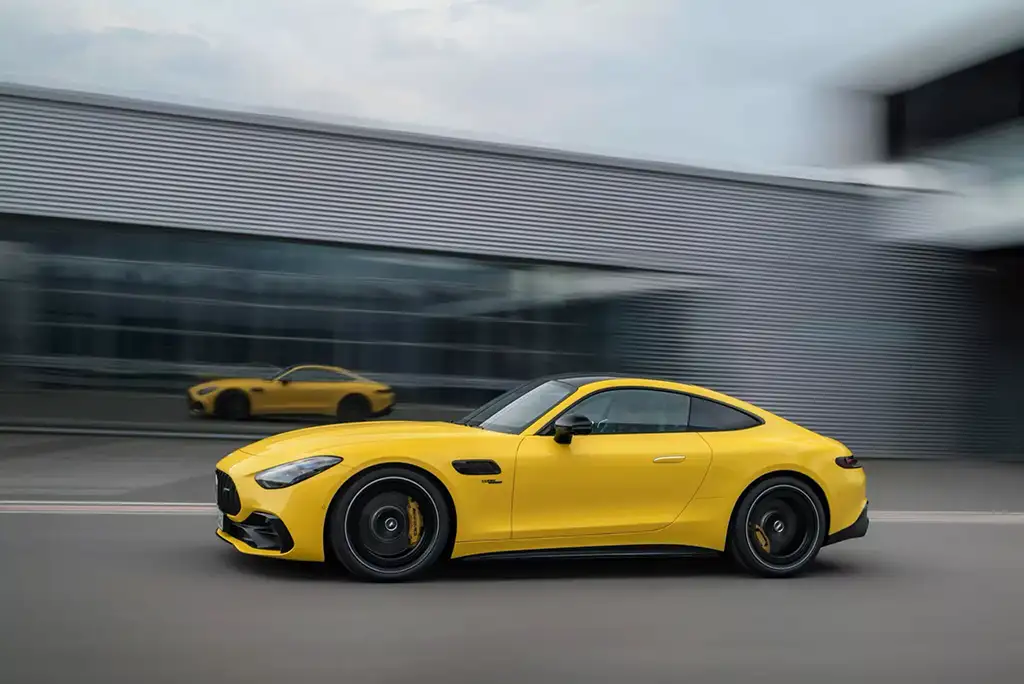 mercedes-amg-gt-43-coupe-22