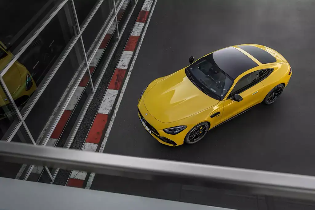 mercedes-amg-gt-43-coupe-9