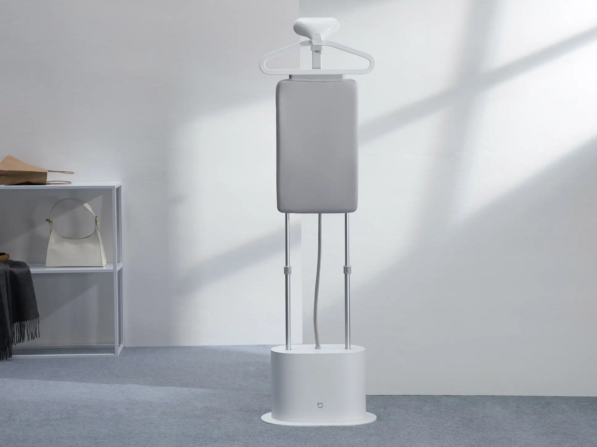 Отпаривание уровня люкс: на что способен Xiaomi Standing Garment Steamer — самый дорогой отпариватель бренда