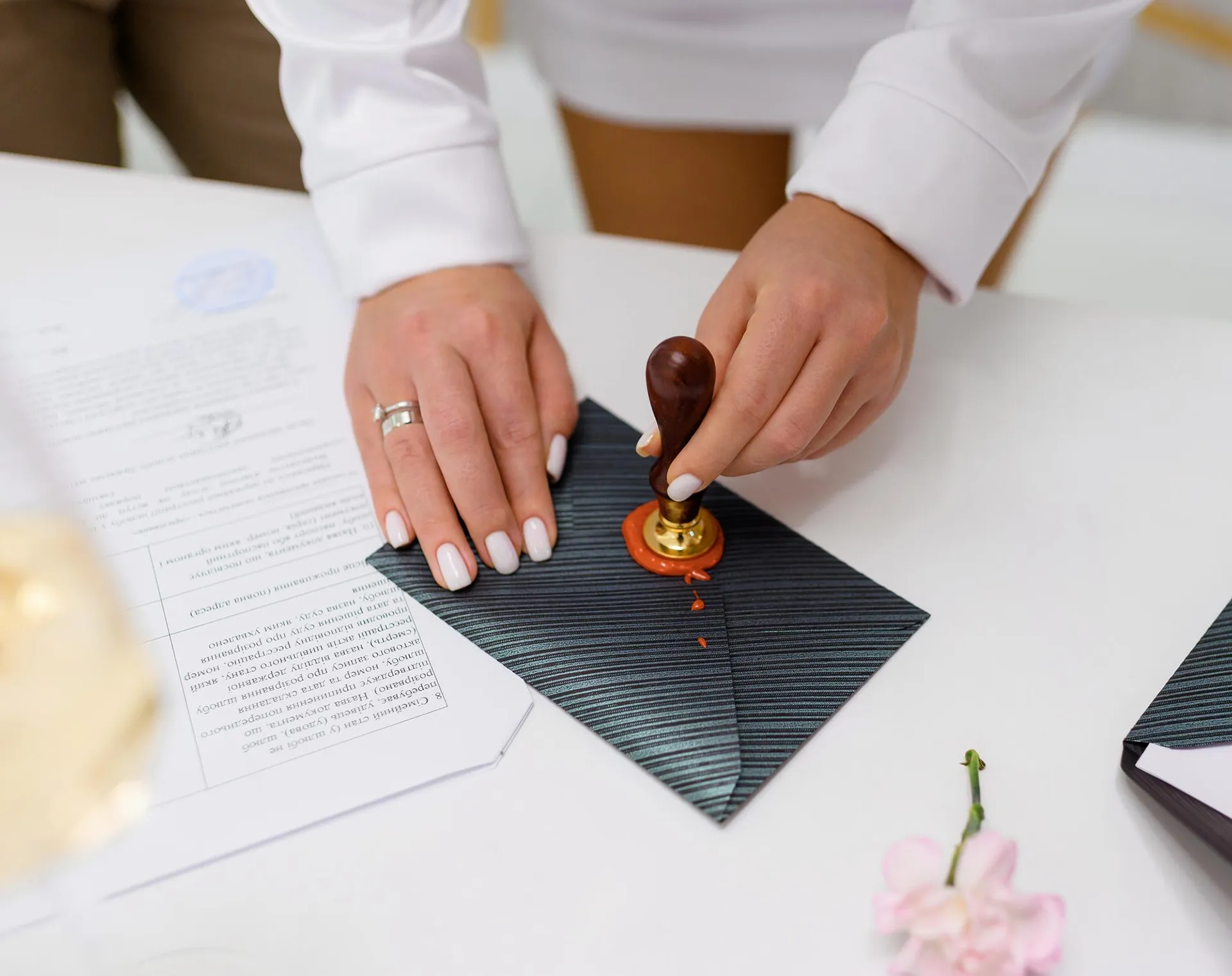 Апостиль: що це і для чого його використовують